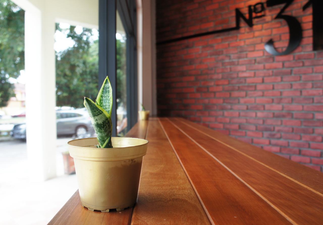 No.31 Maple Inn Simpang Ampat  Extérieur photo